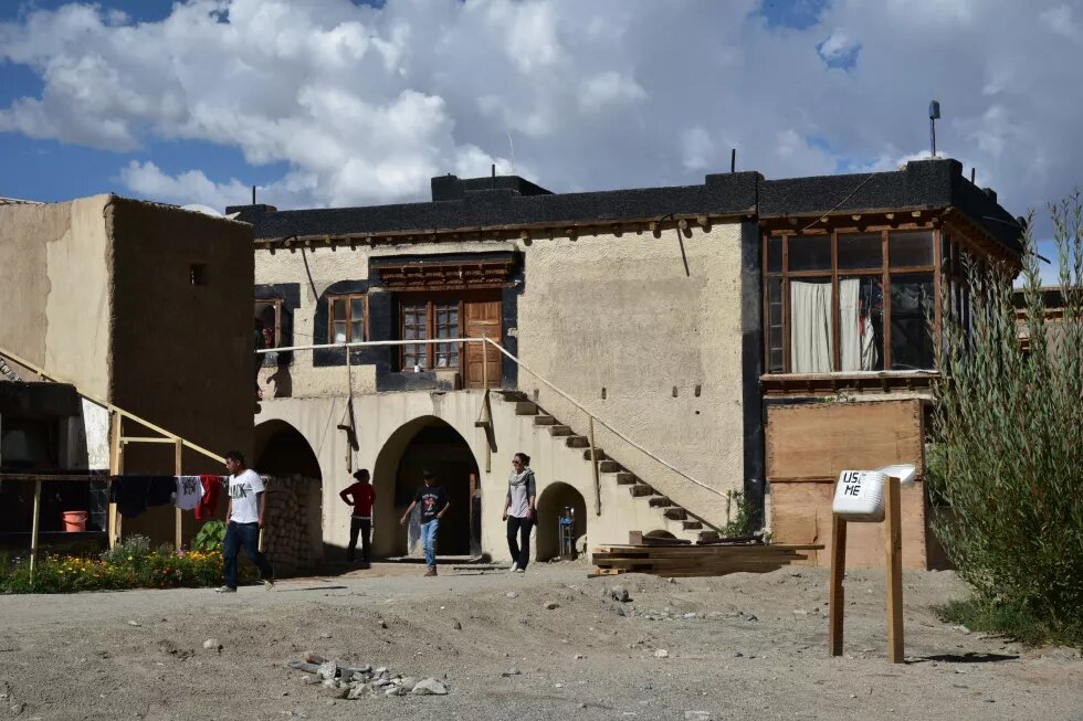 Passive solar & mud architecture uses minimal energy - SECMOL, Ladakh, India @ Ashish Kothari